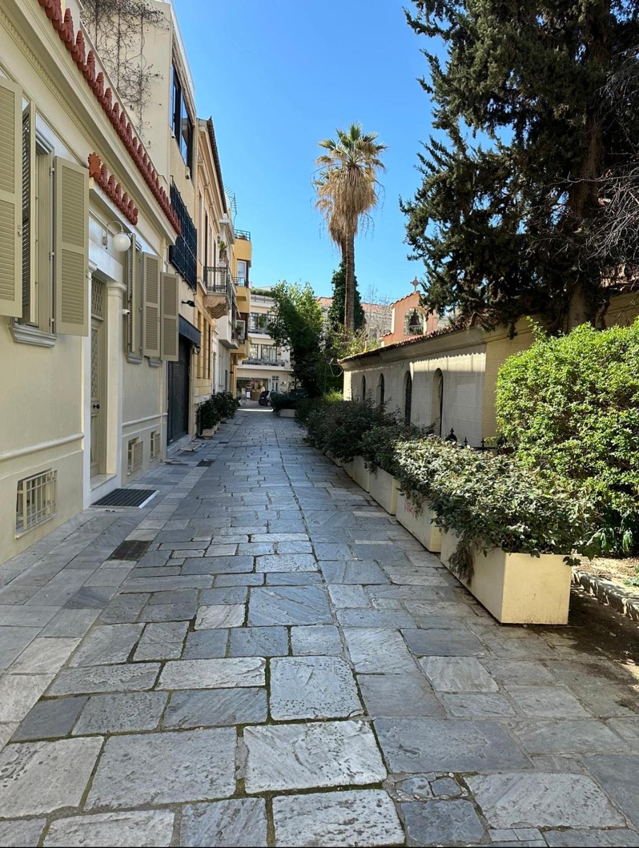 Central House In Plaka Atenas Exterior foto